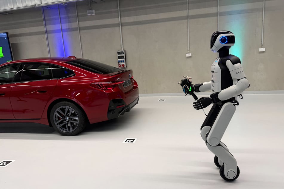 Auf 1,65 Körpergröße wiegt dieser Roboter 60 Kilogramm. (Archivbild)