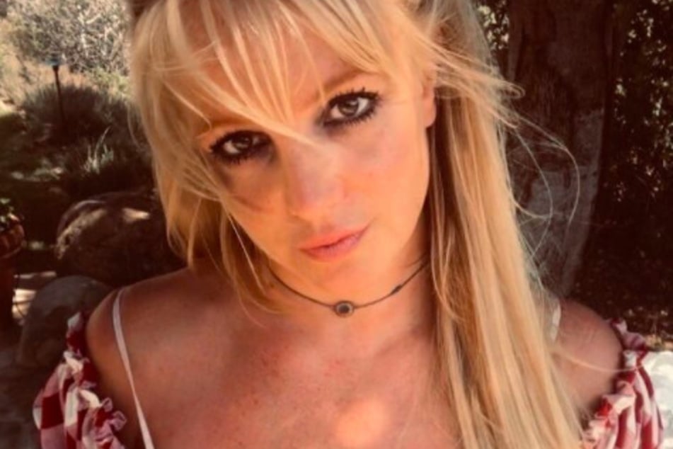 Spears sometimes repeats the same Instagram shots several months apart.