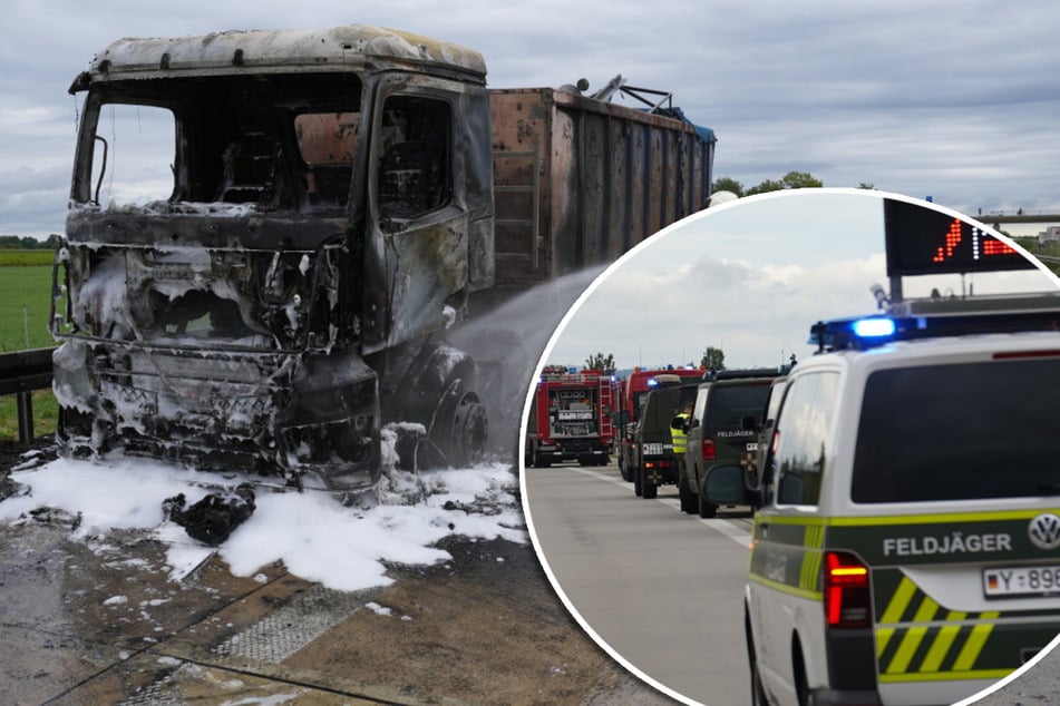 Unfall A4: Schrott-Laster brennt auf Standstreifen - Militär macht A4 dicht