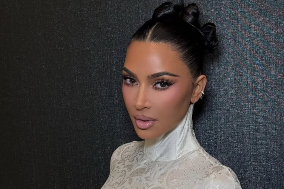 In the latest teaser for The Kardashians, Kim Kardashian revealed that her life was threatened.