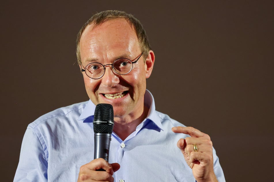Denkmalschützer und Ex-Umweltminister Wolfram Günther (52, Grüne) spricht sich gegen die Fusions-Pläne aus.