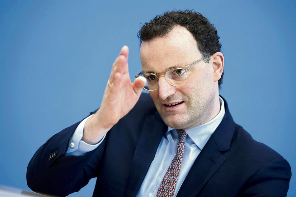 Bundesgesundheitsminister Jens Spahn (40, CDU) will härter gegen Impf-Vordrängler vorgehen