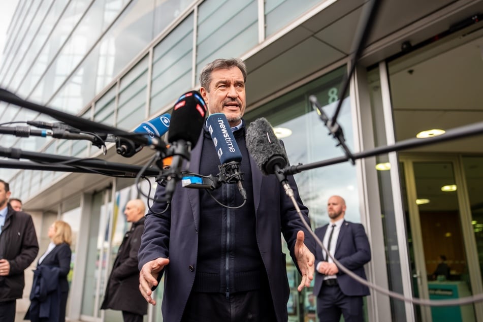 Bayerns Ministerpräsident Markus Söder (58, CSU) wirbt um die Zustimmung der Grünen für das Schuldenpaket.