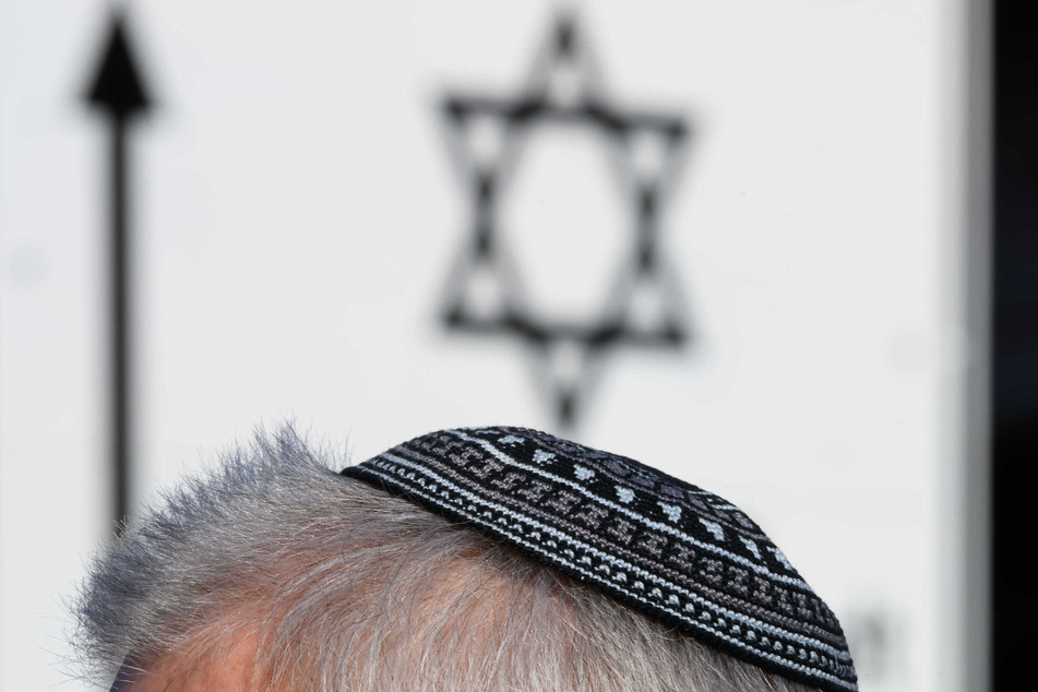 In Sachsen ist die Zahl antisemitischer Straftaten gestiegen. (Archivbild)