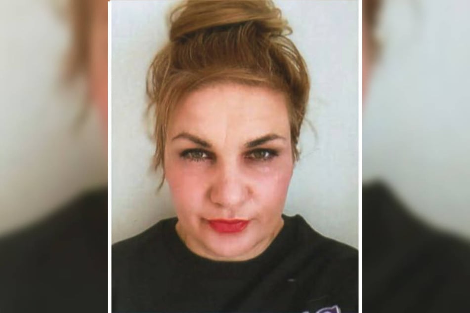 Die gesuchte Frau soll ihren Sohn vor der Kita abgepasst haben und mit ihm verschwunden sein.