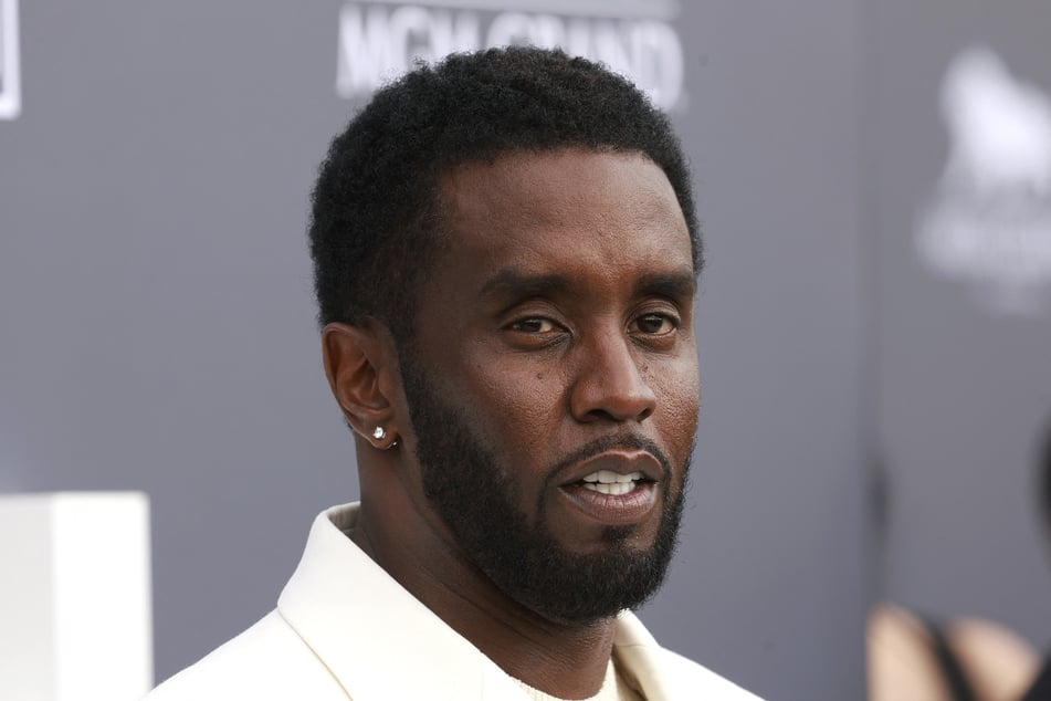 Der amerikanische Musikproduzent "Puff Daddy" (55) wurde durch Songs wie "I Need a Girl" berühmt.
