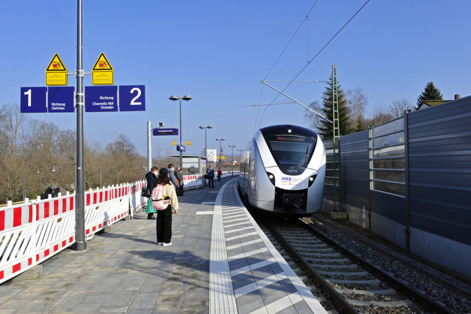 Der neue Haltepunkt Chemnitz Mitte ist jetzt in Betrieb.