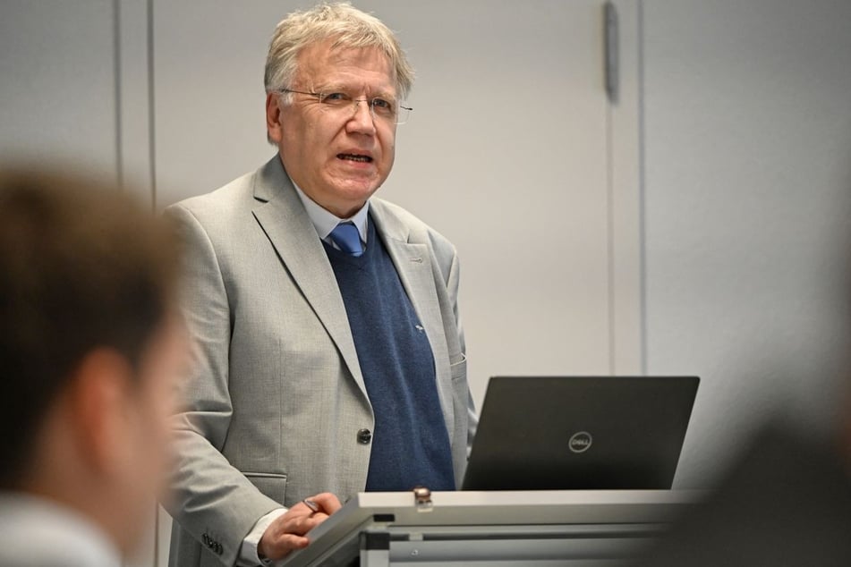 Wahl-Panne in Berlin: CDU muss Stimmen an AfD abgeben