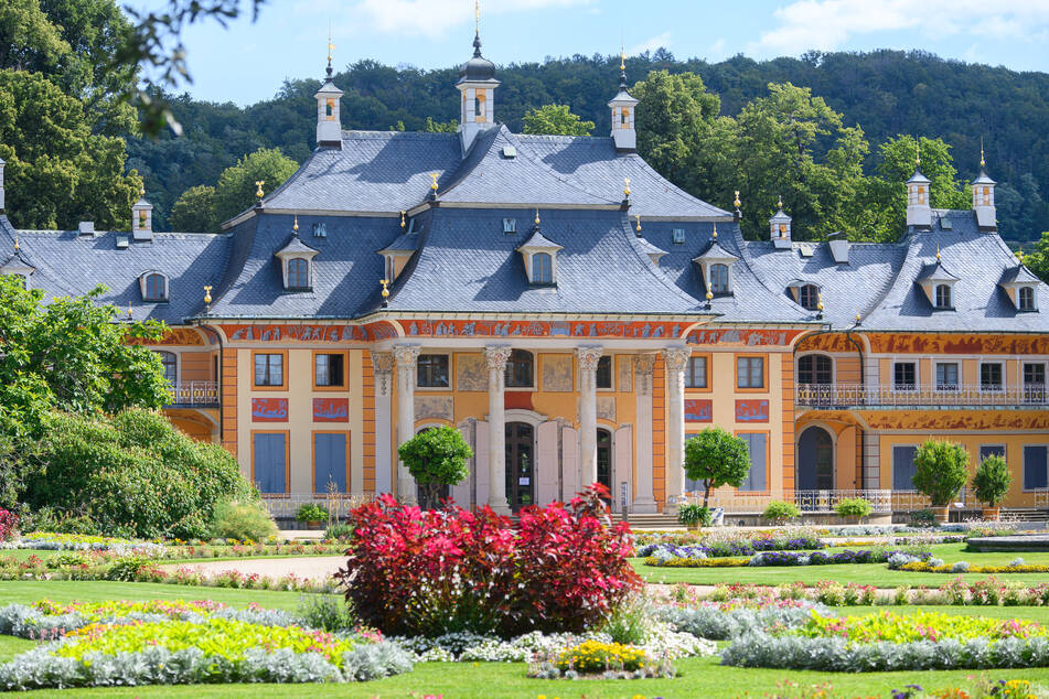 Der Gartenmarkt findet an der Maillebahn hinter der Schlossanlage statt.