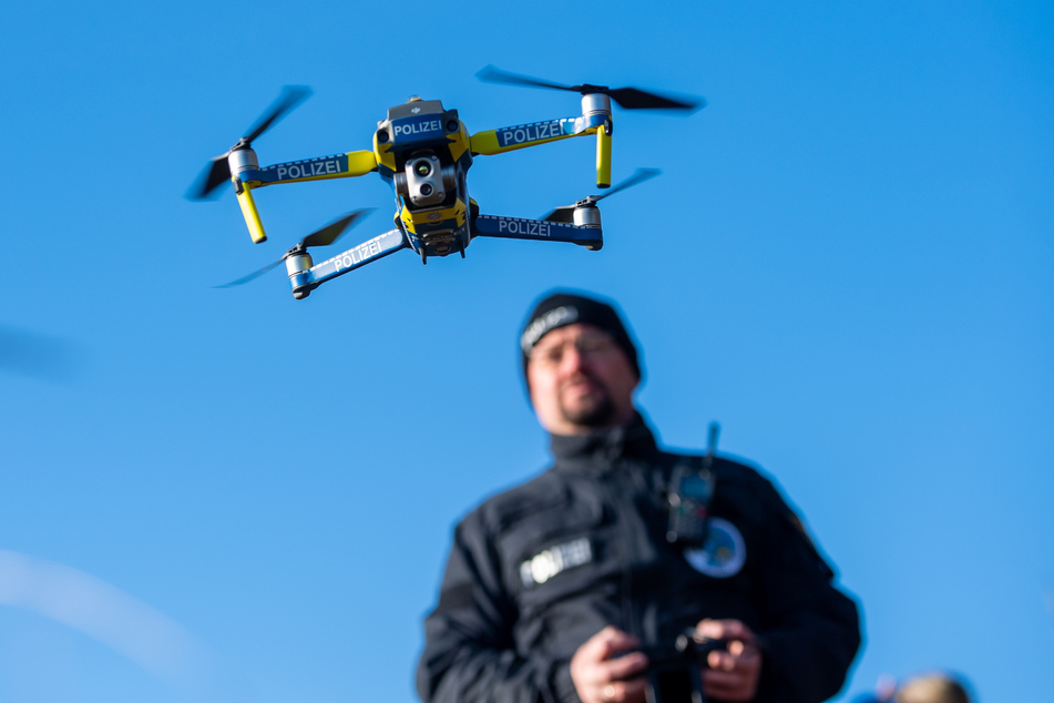 Bislang gibt es laut Angaben des Landesamts für Ausbildung, Fortbildung und Personalangelegenheiten (LAFP) bereits 200 Fernpiloten für Drohnen.
