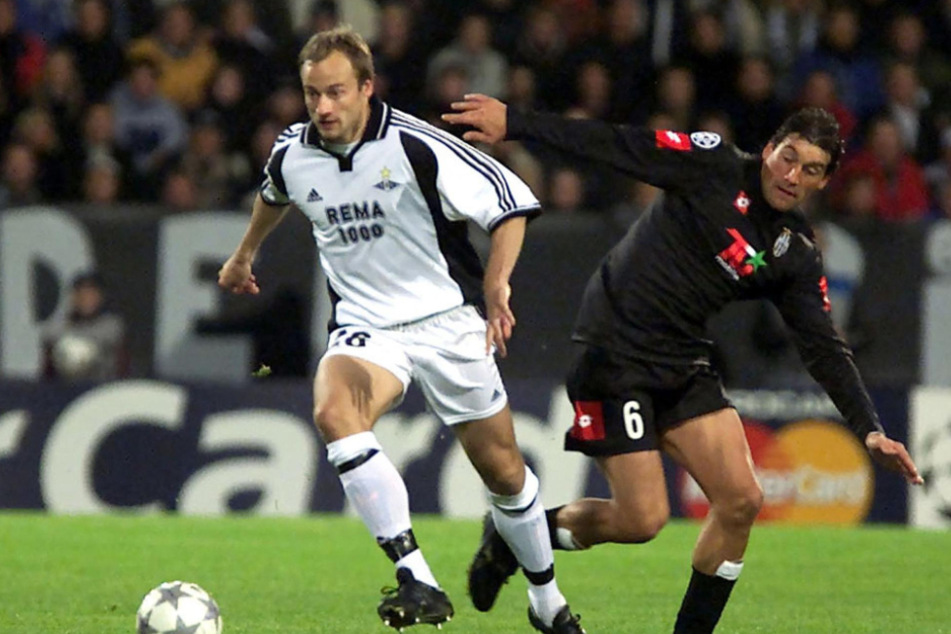 Fabian O'Neill (†49, r.) beim Champions-League-Spiel von Juventus Turin gegen Rosenborg BK im September 2001.