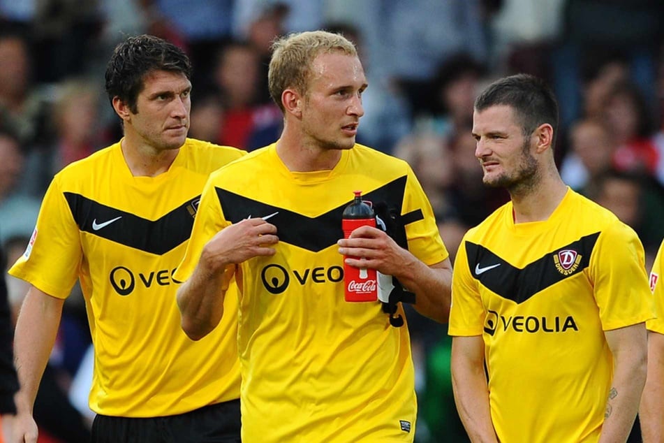 Toni Leistner (M.) 2011 beim Spiel zwischen Dynamo Dresden gegen Energie Cottbus. (Archivfoto)
