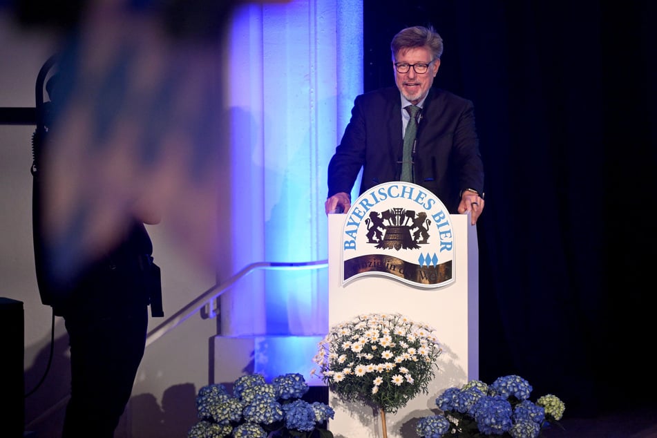 Georg Schneider (60) fordert Eintritt für die Wiesn.