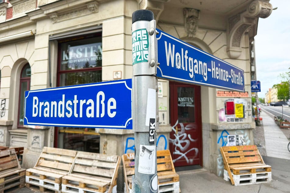Das gilt für die Wolfgang-Heinze-Straße und die Brandstraße.