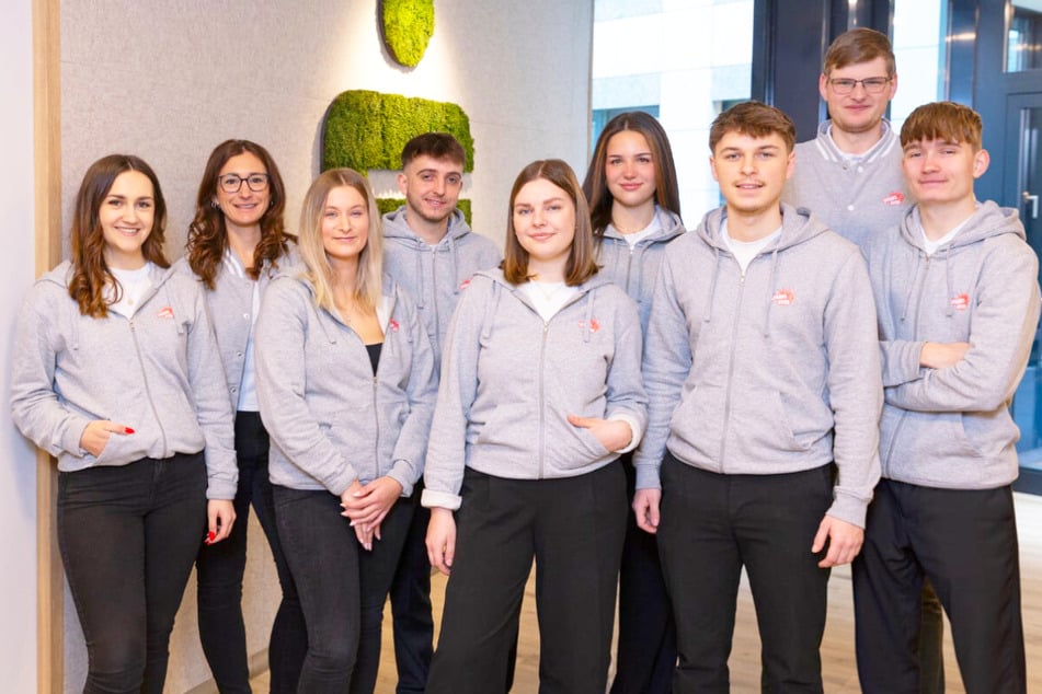 Das junge Beratungsteam der Sparkasse Leipzig steht Euch bei allen Fragen zur Verfügung.