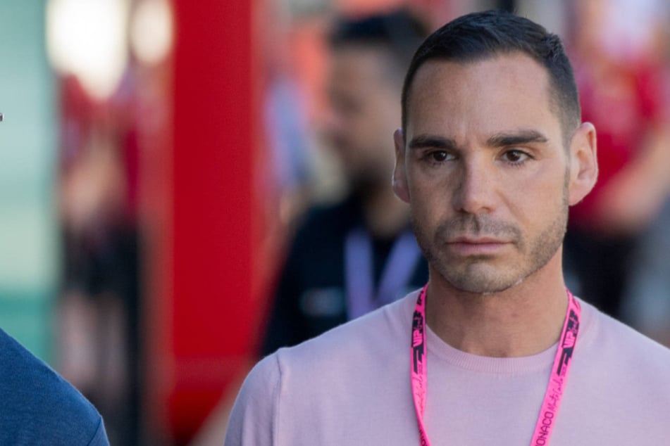 Impactante contraataque en la TV: Aquí, Étienne parodia de repente a la ex de Ralf Schumacher, Cora