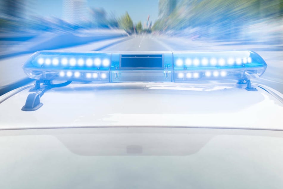 Lasterfahrer eingeklemmt: A7 bei Kassel war nach Unfall voll gesperrt