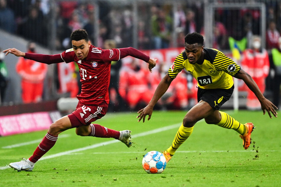 Dan-Axel Zagadou (23, r.) spielte von 2017 bis 2022 für Borussia Dortmund, fiel verletzungsbedingt aber oft aus. Das war auch der Grund, weshalb der BVB seinen Vertrag nicht mehr verlängert hat.
