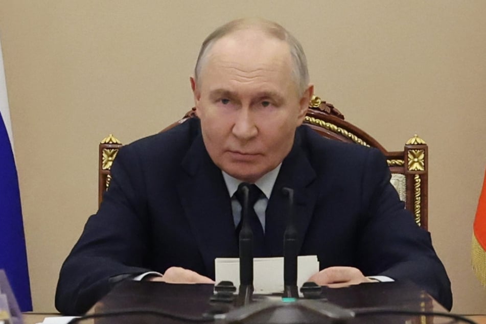 Kreml-Herrscher Putin (73) dürfte diese Entwicklung ins Konzept passen.