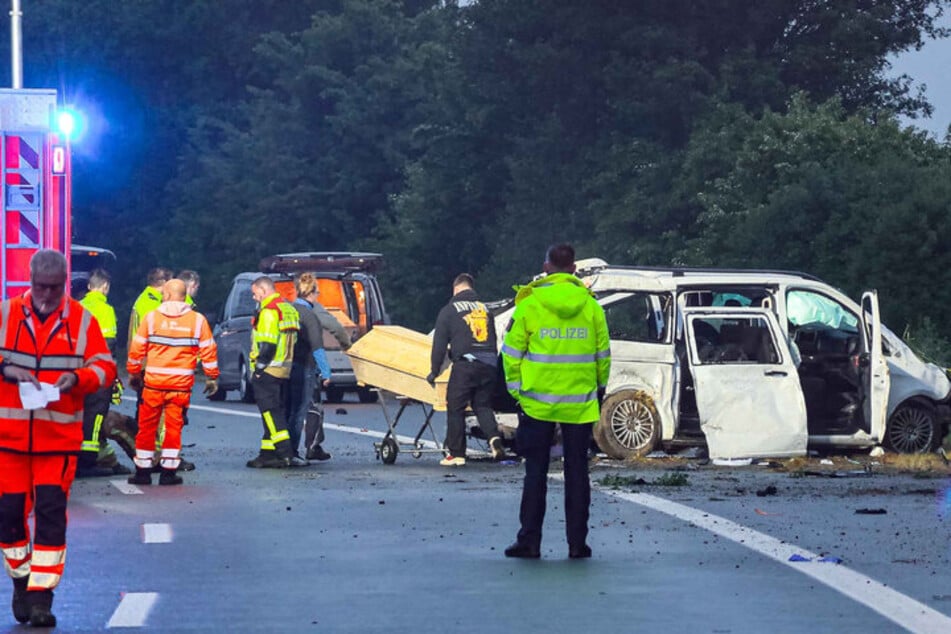 Dass der Sekundenschlaf tödlich enden kann, zeigte die Unfall-Tragödie Ende Mai auf der A48 bei Koblenz. Drei Menschen kamen hier ums Leben.