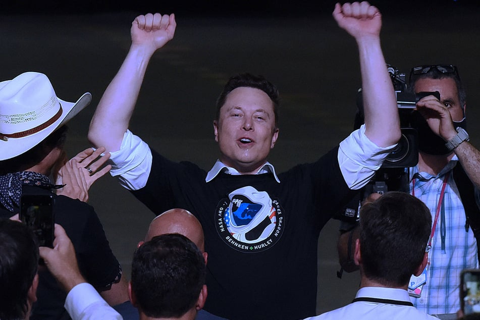 Elon Musk's SpaceX company successfully launched a satellite for a US radio provider.
