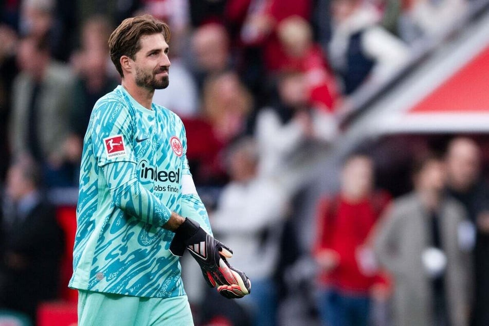 Kevin Trapp (34) kann aufgrund einer Schienbein-Verletzung am heutigen Donnerstagabend nicht auflaufen.