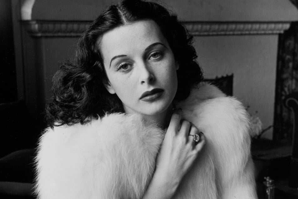 Hollywood-Diva Hedy Lamarr (1914-2000) war Filmstar - und erfand eine besondere Funkfernsteuerung für Torpedos.