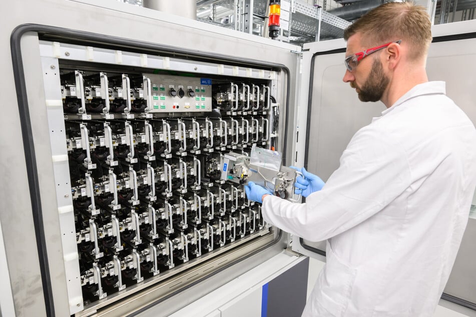 Ein Augenmerk bei den Ansiedlungen liegt auf Stromspeicher- und Wasserstofftechnologien (im Foto Batteriezellen).