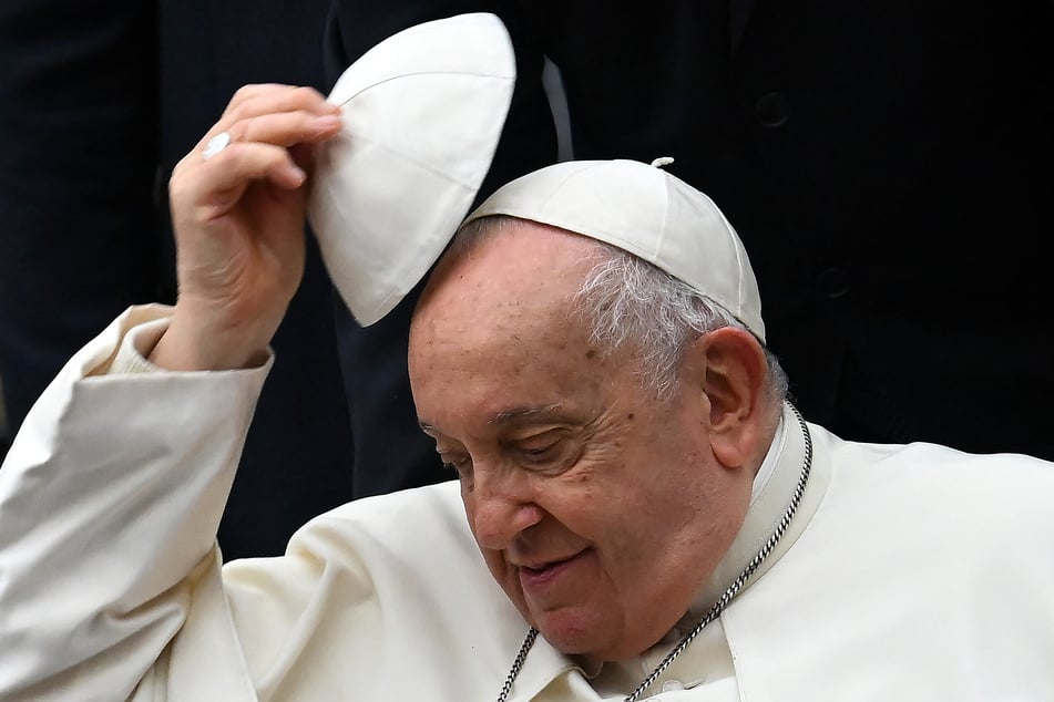 Papst Franziskus (88) soll bald wieder öffentlich zu sehen sein.