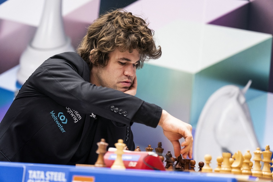 The World Chess Championship has kicked off without reigning champion Magnus Carlsen in attendance.