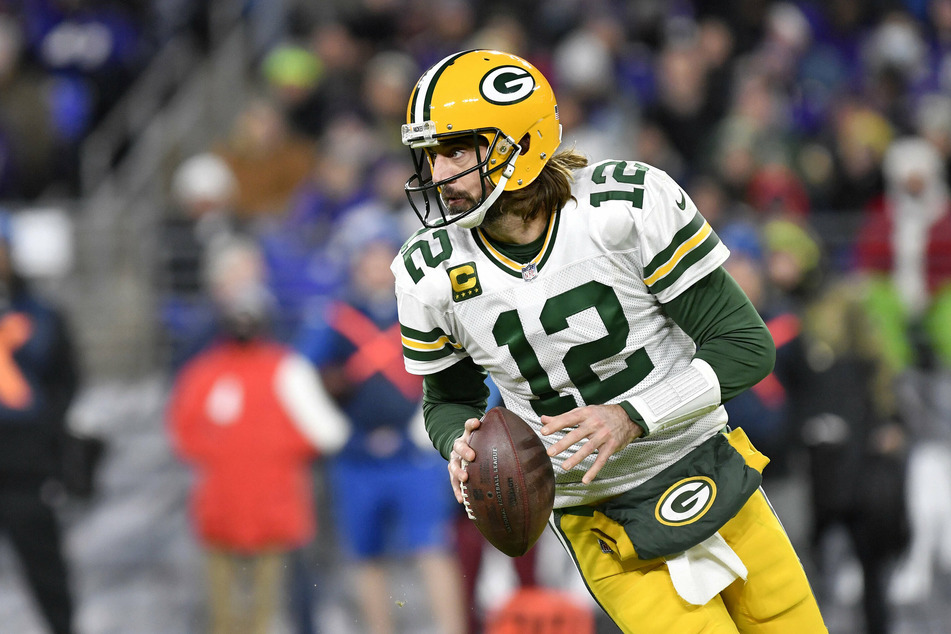 NFL: Packers survive a late-game rush by Ravens to take NFC North crown