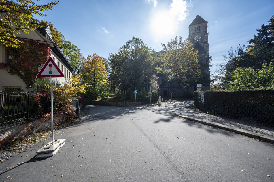 Auf dem Schloßberg kommt es immer wieder zu Parkverstößen.