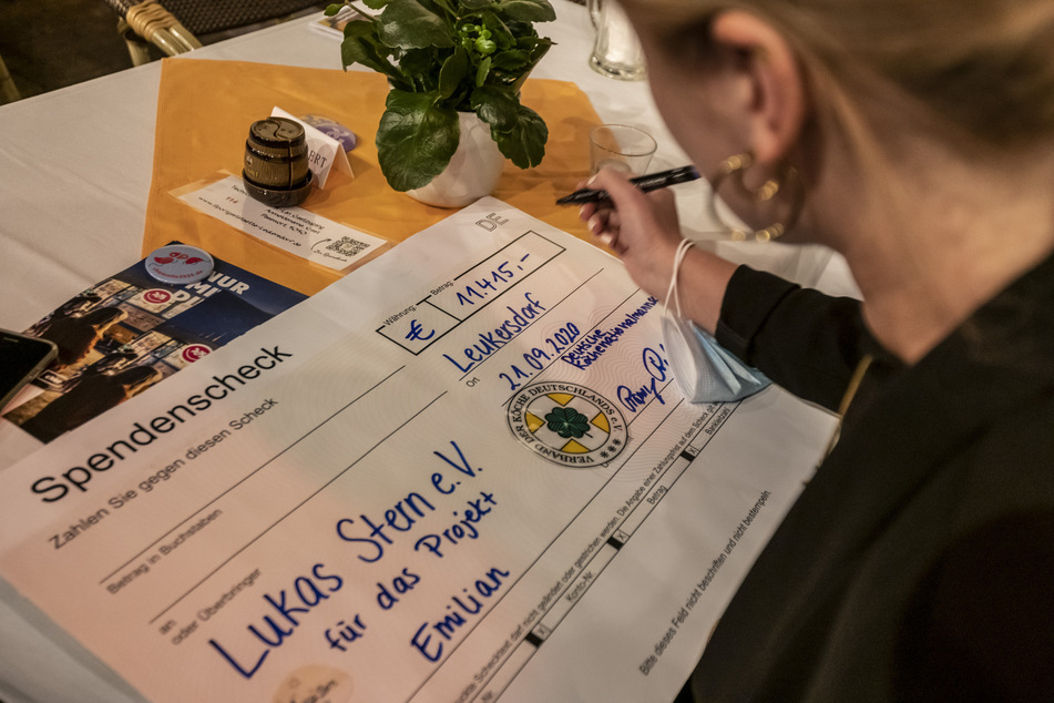 11.415 Euro an Spenden sammelte die Deutsche Köche-Nationalmannschaft in Leukersdorf ein.