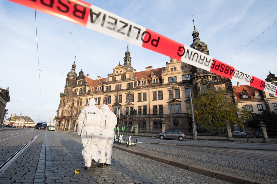 Am 25. November 2019 hatten die Täter mehrere Dutzend Edelsteine und Juwelen gestohlen.