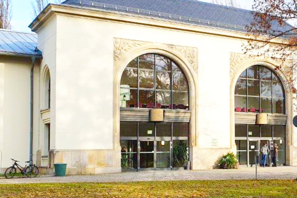 Das Behördenzentrum Dresden am Standort Stauffenbergallee 2c in Dresden.