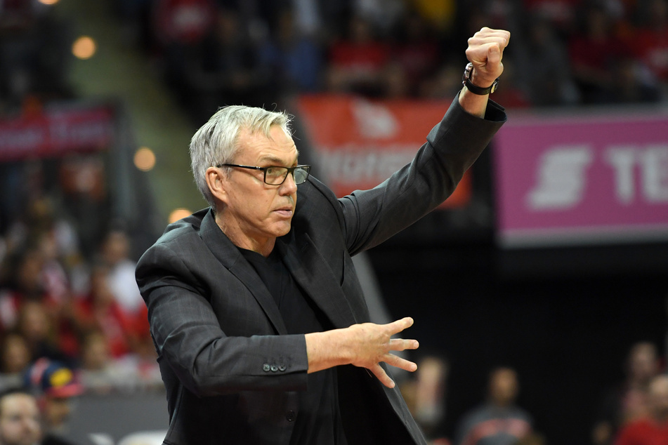 Der neue Bundestrainer im Einsatz: Gordon Herbert (62), hier noch als Trainer der Fraport Skyliners Frankfurt, übernimmt das DBB-Team.