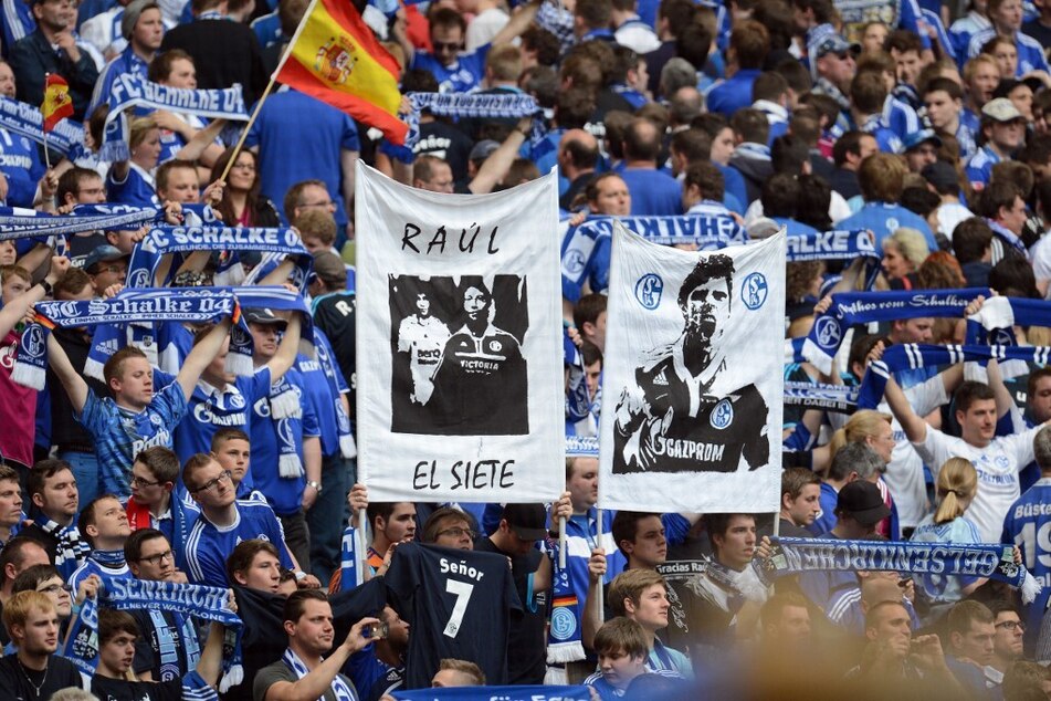 Auf Schalke wurde Señor Raúl zwischen 2010 und 2012 auf Händen getragen.