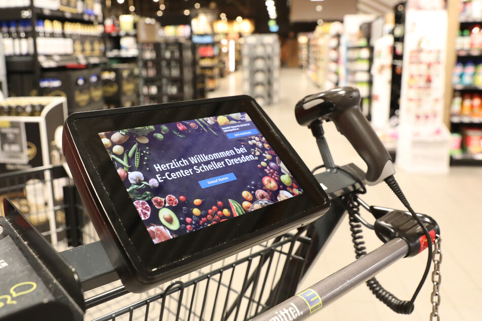 Smartshopper ist ein digitaler Einkaufshelfer. Bequem Einkäufe scannen und am Terminal bezahlen. So müsst Ihr nie wieder Ware an der Kasse auspacken.