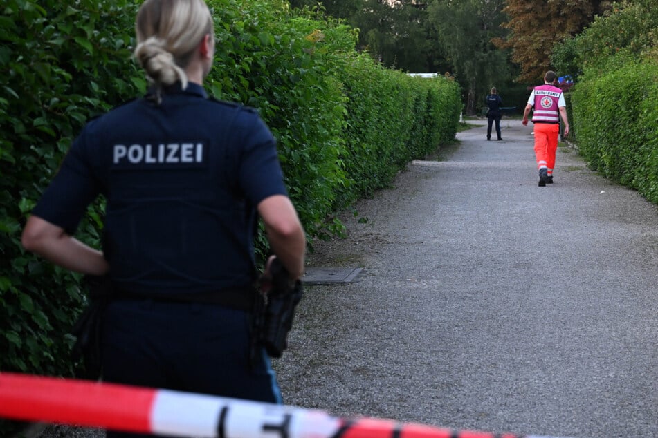 Zwei Männer sind tot, die Münchner Polizei ermittelt.