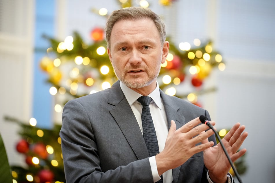 Bundesfinanzminister Christian Lindner (43, FDP) verspricht mit ihm wird es 2024 keine Steuererhöhungen geben.