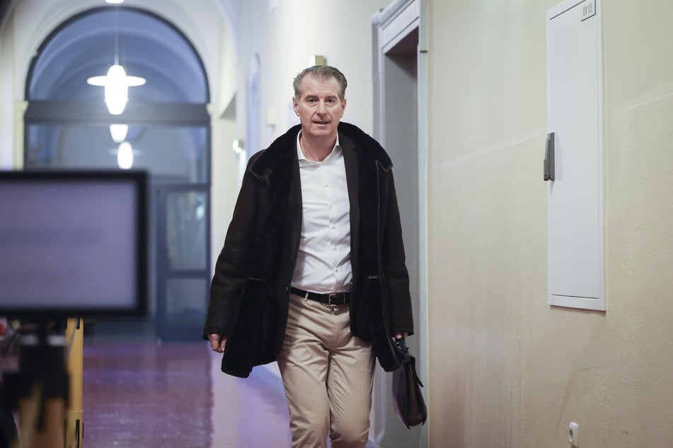 Auf dem Weg in die Mittagspause wurde Stephan Hensel (51) von einer Zuschauerin angegangen.