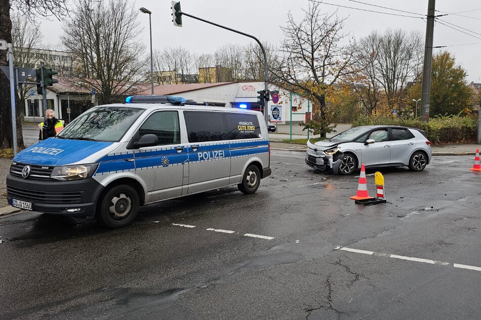 Am Donnerstagmorgen kam es zu einem Unfall auf der Annaberger Straße/Heinrich-Lorenz-Straße.