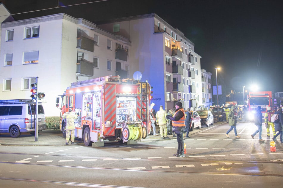 Die Feuerwehr war mit zahlreichen Kräften vor Ort.