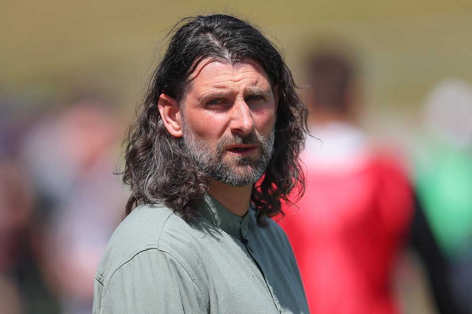 Realist oder Pessimist? FSV-Sportchef Robin Lenk (41) wünscht sich die Regionalliga-Reform, glaubt aber noch nicht so richtig daran.