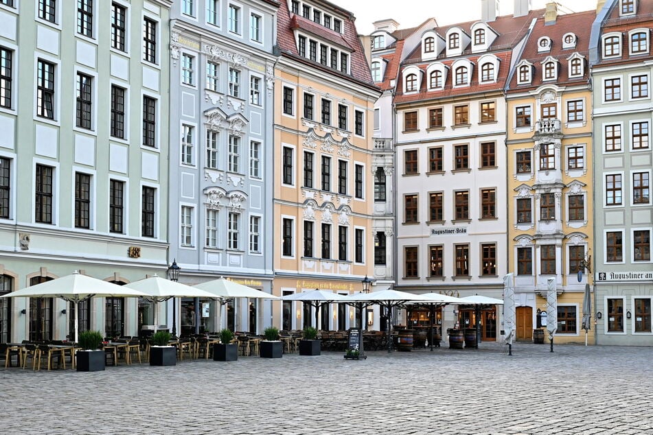 Gegenüber dem "Augustiner" eröffnet im März das "1328" (drittes Haus von rechts).