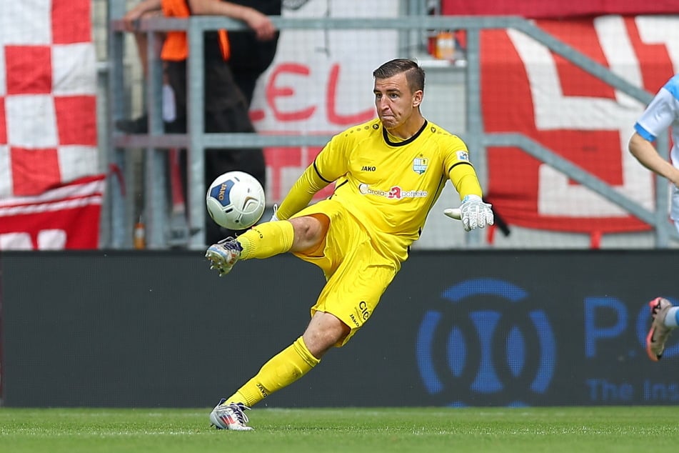 Will am Samstag drei Punkte holen: CFC-Keeper Daniel Adamczyk.