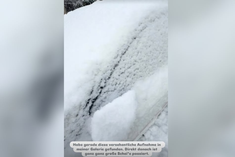 Im Hamburger Schnee ihren Verlobungsring verloren! Das ahnte Jenny bei dieser Aufnahme noch nicht.