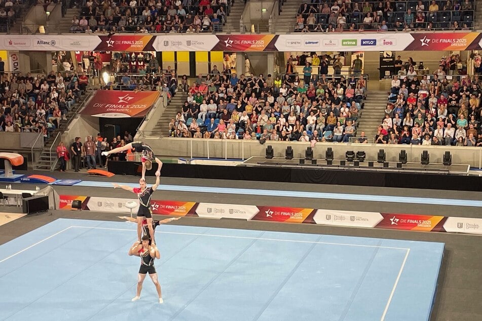 Der Herren-Vierer des DSC siegte am späten Freitagabend in der Joynext-Arena.