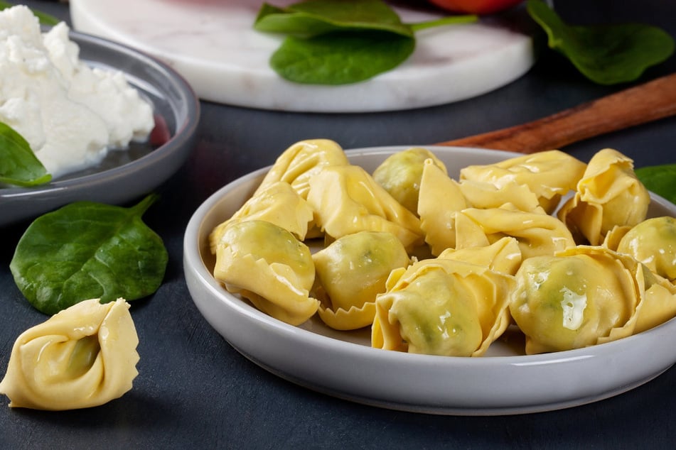 Tot durch Tortellini? Frau stirbt nach Restaurant-Besuch – Witwer verlangt Aufklärung