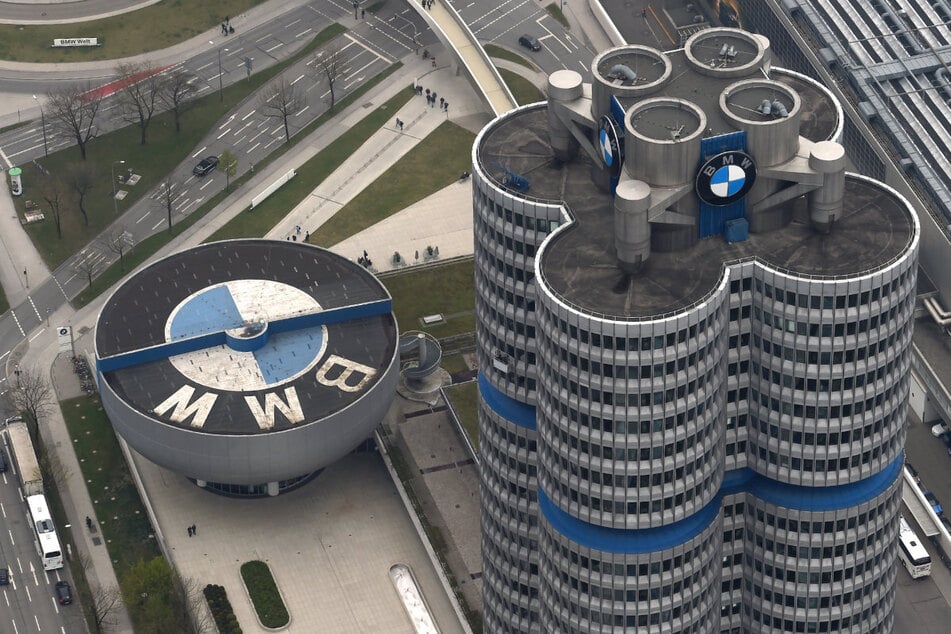 Der bayerische Autohersteller BMW hat seine Ergebnisprognose für dieses Jahr nach unten korrigiert.